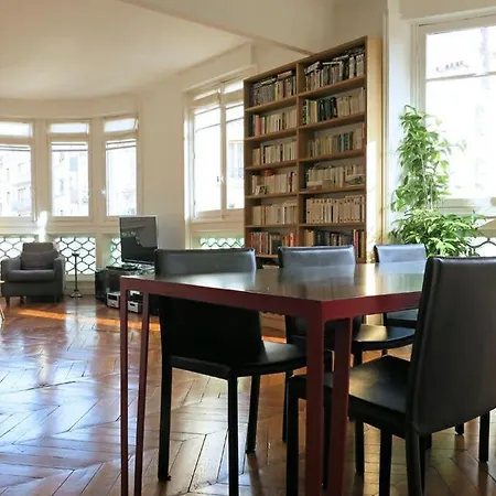 Apartment Charme Vaugirard Procession Citycosy Paris